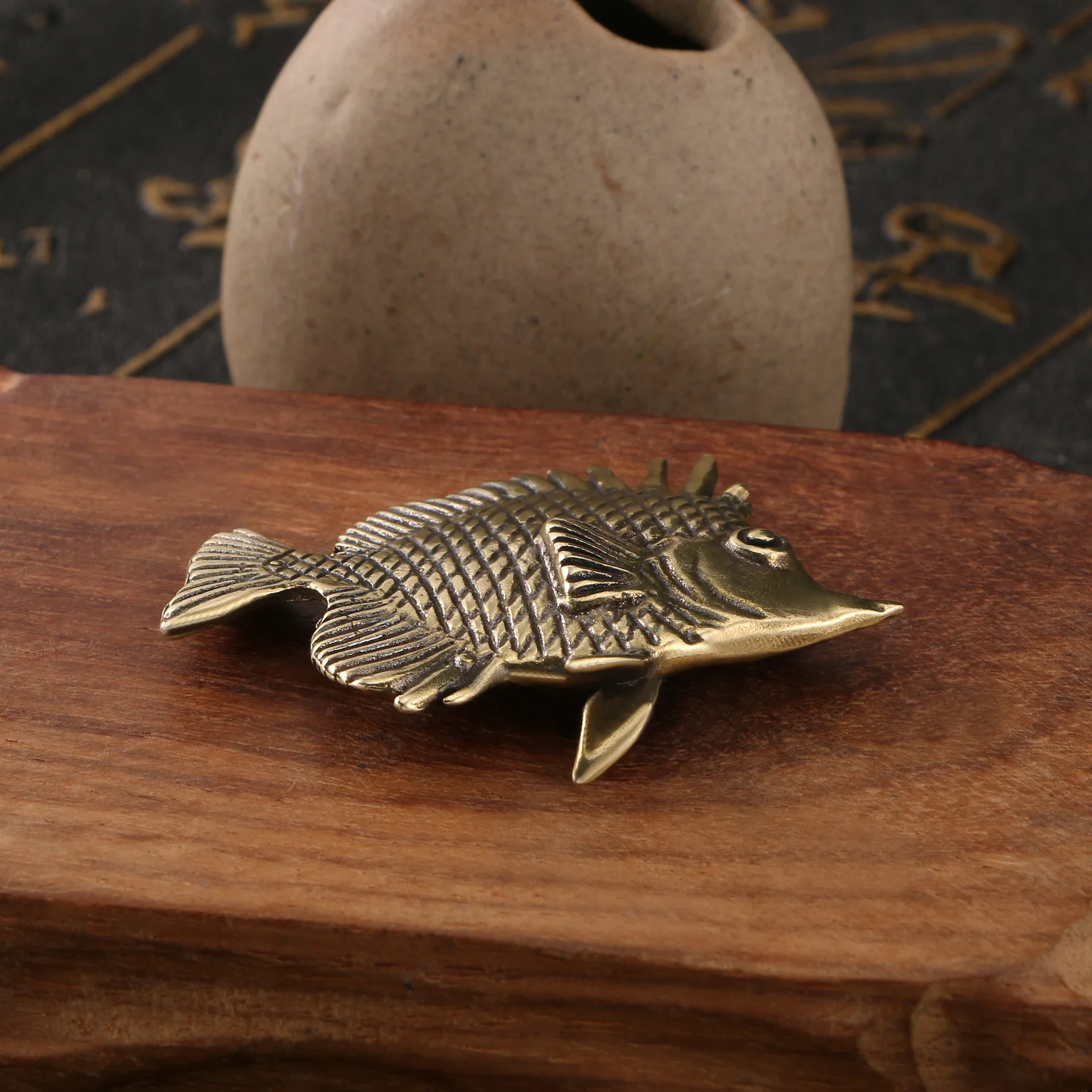 Brass Ornamental Fish Antique  - đánh giá và giá Desk Setup Cute