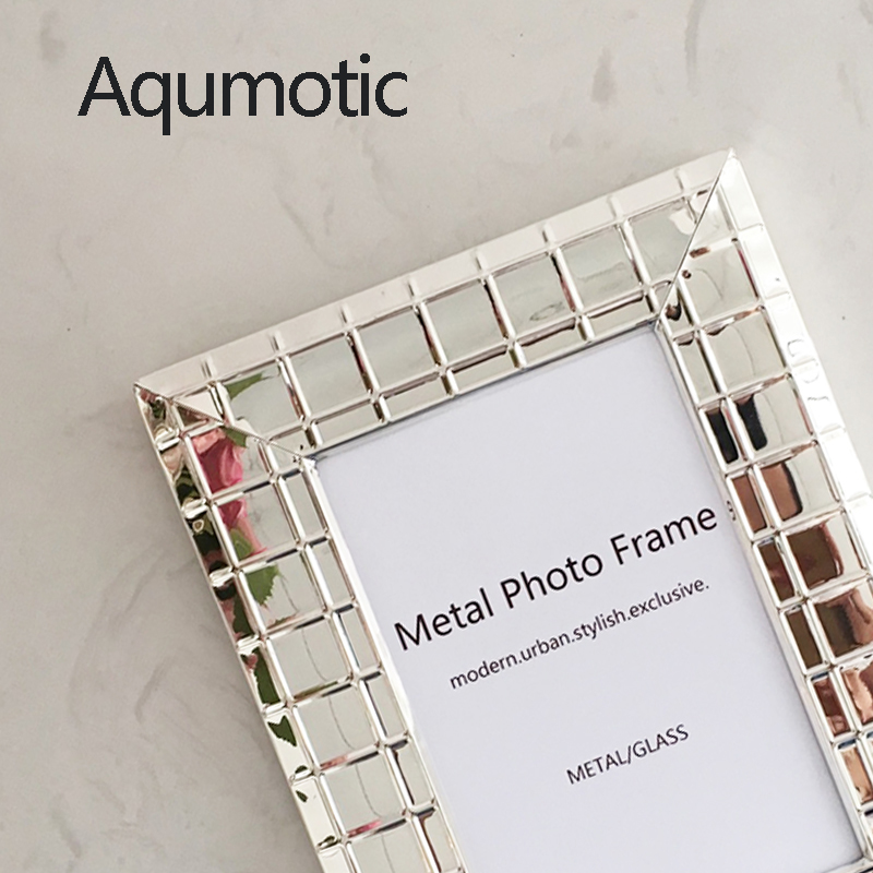 Aqumotic Nordic Iron Photo Fra - đánh giá và giá Desk Setup Simple
